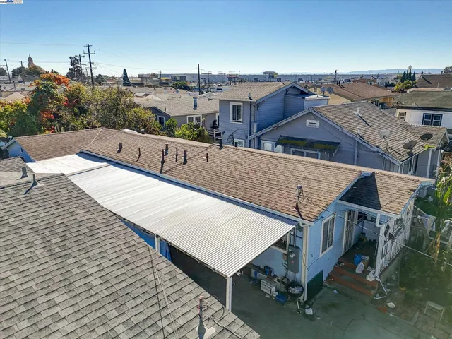 a view of a terrace with sitting area