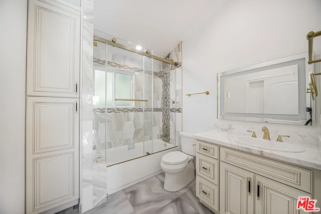 $6,295 | 2017 South Centinela Avenue, Unit C, Santa Monica, CA 90404