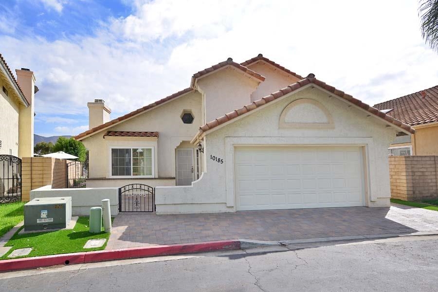 10185 Greenleaf Road Spring Valley, CA 91977 - Photo 2 of 24