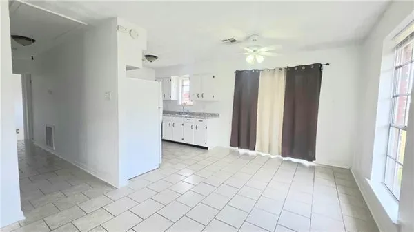 $1,400 | 113 Nu Street, Unit B, Belle Chasse, LA 70037