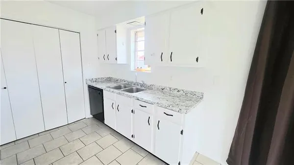 $1,400 | 113 Nu Street, Unit B, Belle Chasse, LA 70037