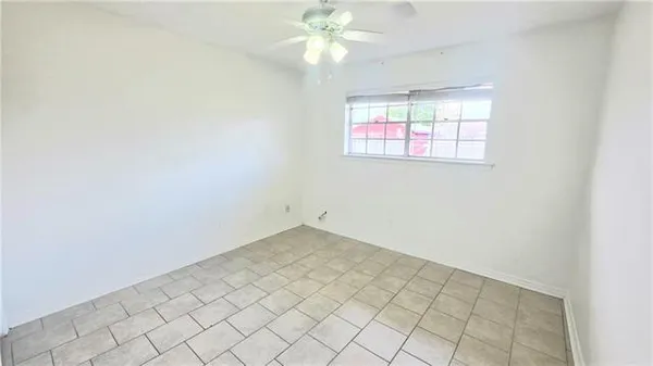 $1,400 | 113 Nu Street, Unit B, Belle Chasse, LA 70037
