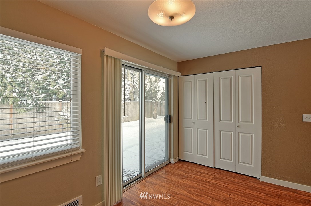 412 Center Road, Unit D2 Everett, WA 98204 - Photo 7 of 15