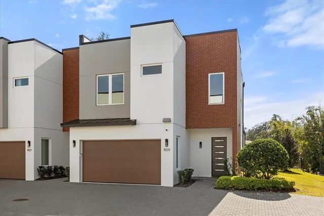 a house view with a outdoor space