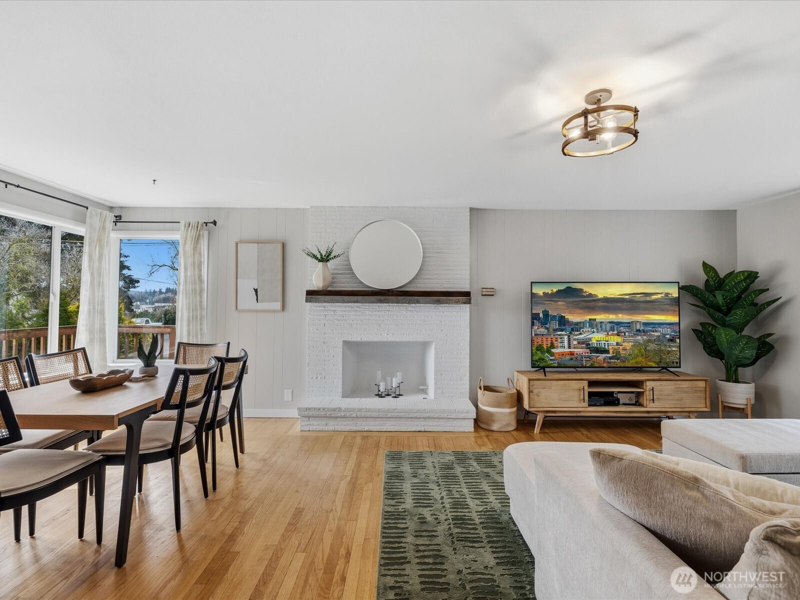 18604 105th Avenue Northeast Bothell, WA 98011 - Photo 11 of 40