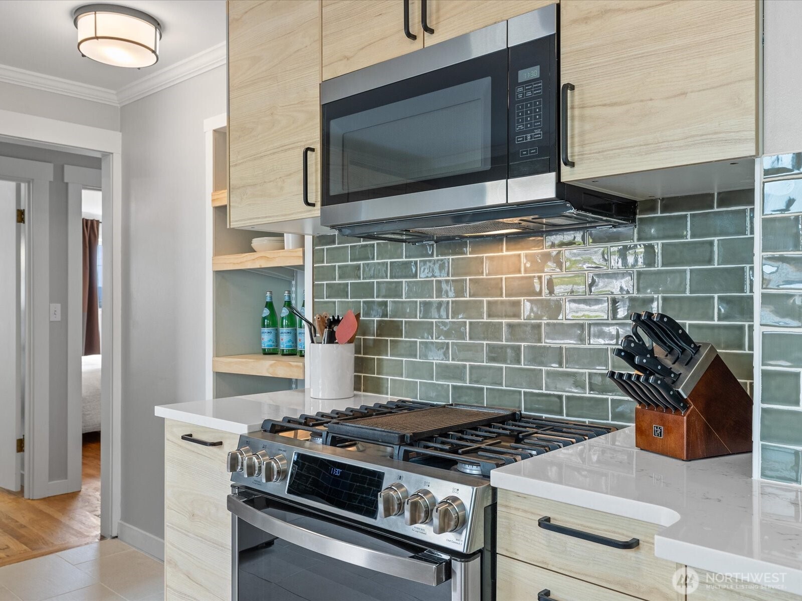 18604 105th Avenue Northeast Bothell, WA 98011 - Photo 16 of 40