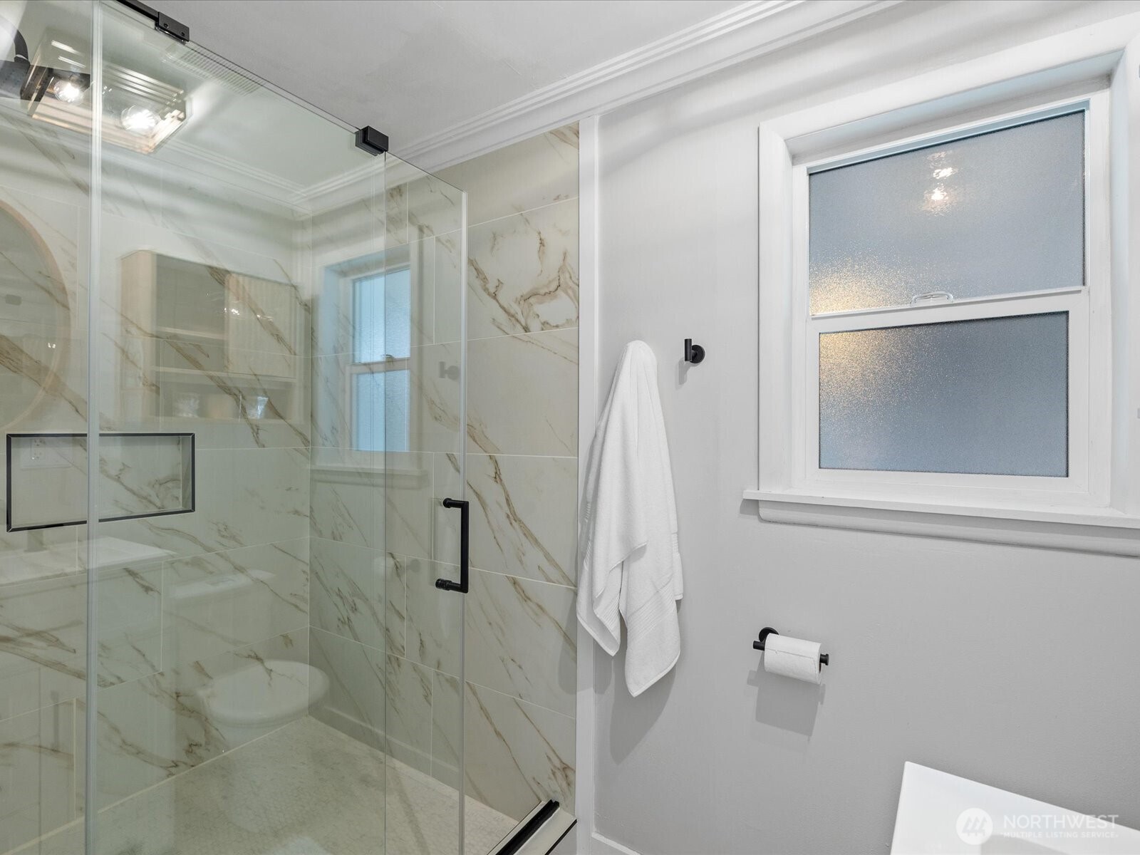 18604 105th Avenue Northeast Bothell, WA 98011 - Photo 24 of 40