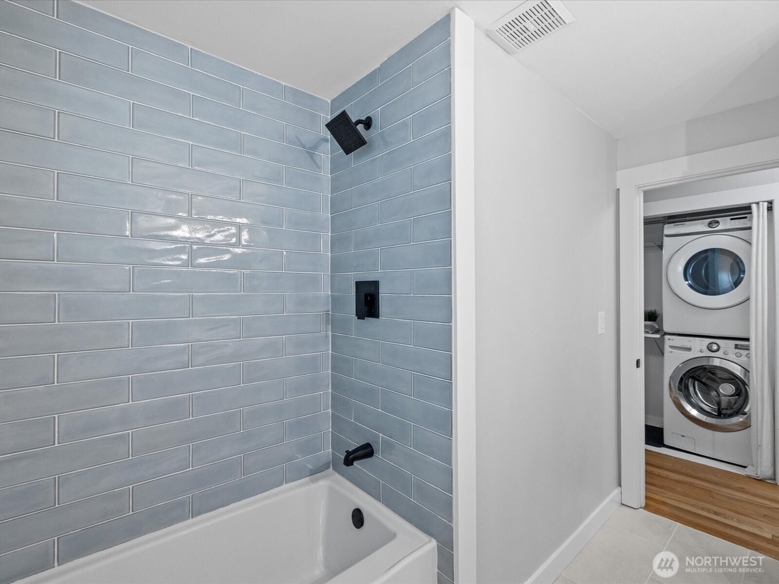 18604 105th Avenue Northeast Bothell, WA 98011 - Photo 27 of 40