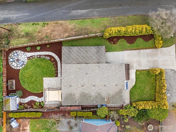 $895,000 | 18604 105th Avenue Northeast, Bothell, WA 98011
