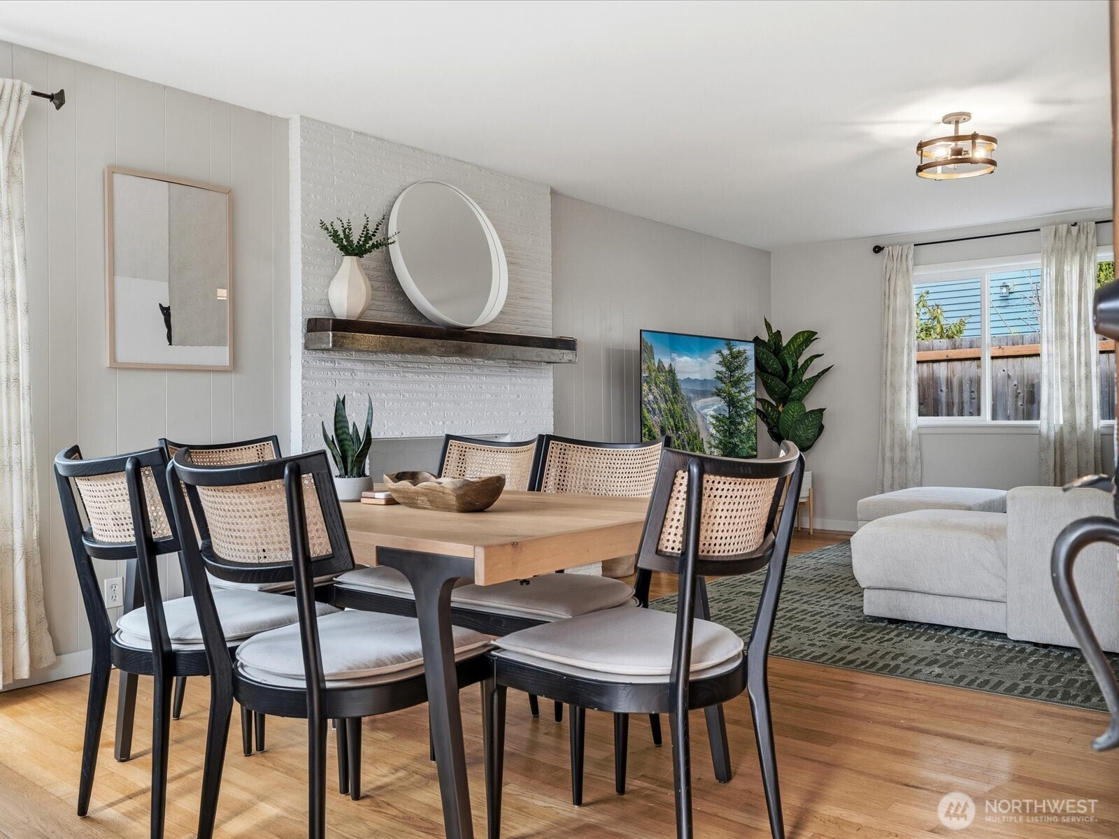 18604 105th Avenue Northeast Bothell, WA 98011 - Photo 8 of 40