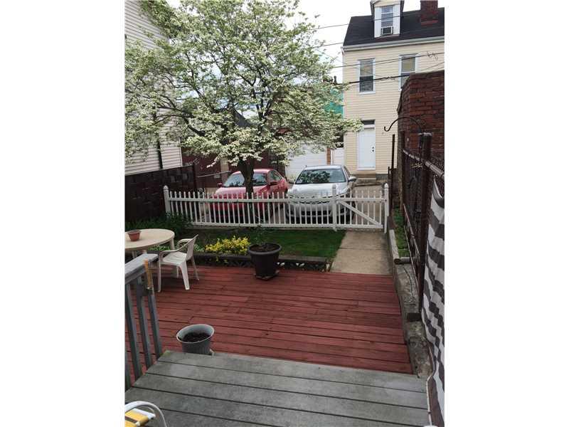 3915 Howley Street Pittsburgh, PA 15224 - Photo 8 of 12 Yard/Garden.