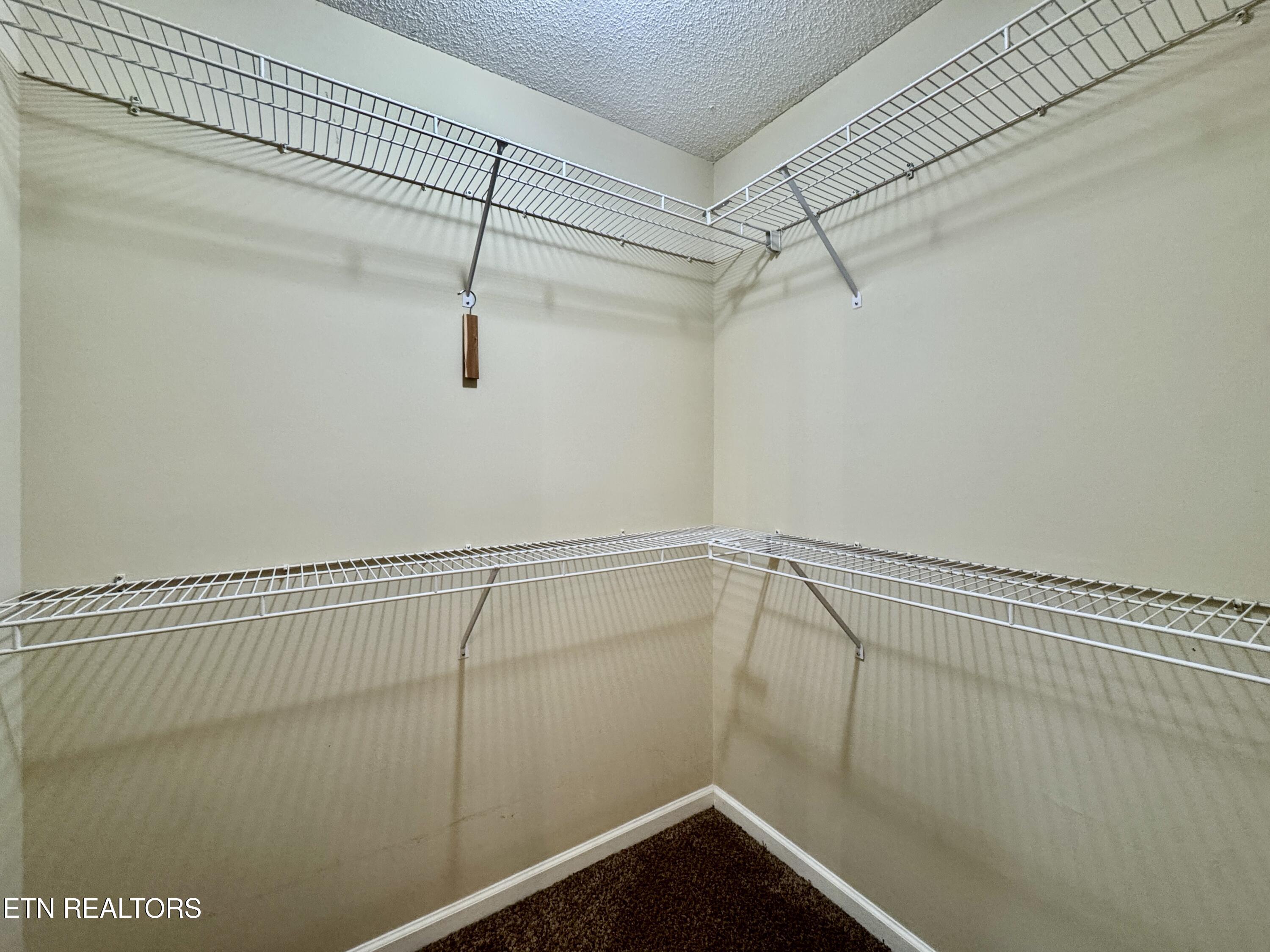 3319 Laurel View Road Knoxville, TN 37917 - Photo 30 of 36 32