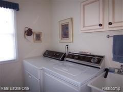 3302 Tottenham Court Rochester, MI 48309 - Photo 16 of 25 Laundry Rm with Closet