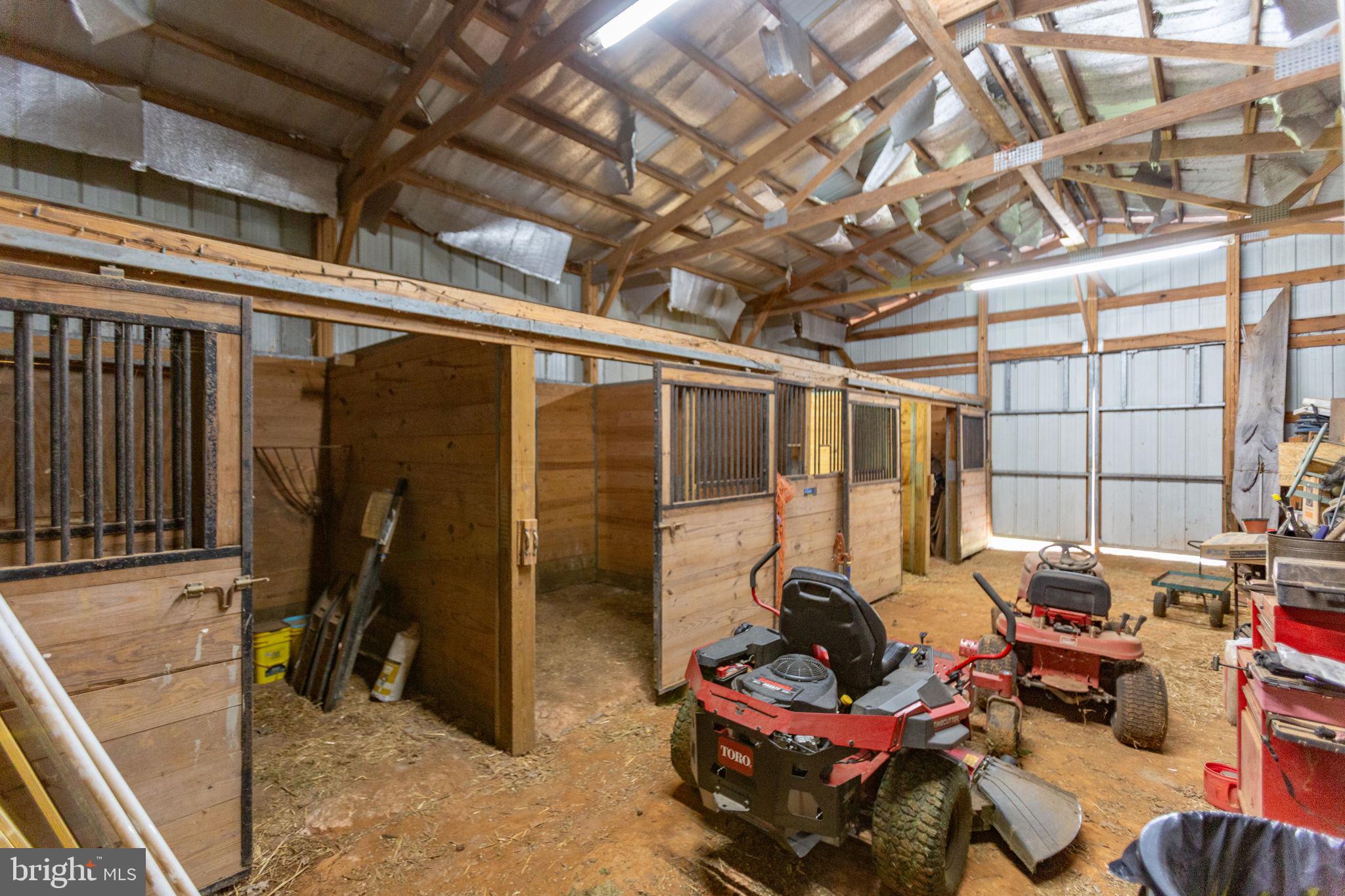 18136 Pepmeier Hill Road Fredericksburg, VA 22408 - Photo 58 of 80 a room with furniture