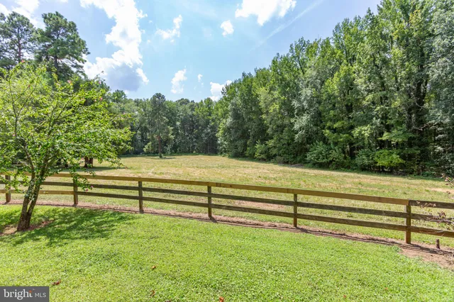 $3,800 | 18136 Pepmeier Hill Road, Fredericksburg, VA 22408