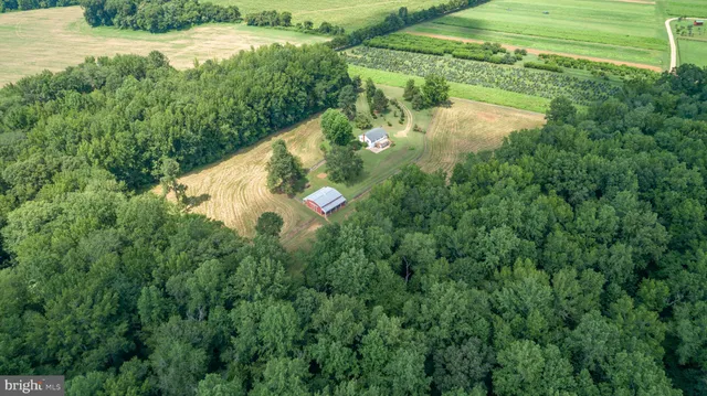 $3,800 | 18136 Pepmeier Hill Road, Fredericksburg, VA 22408