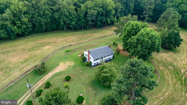 $3,800 | 18136 Pepmeier Hill Road, Fredericksburg, VA 22408