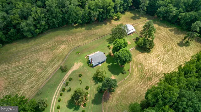 $3,800 | 18136 Pepmeier Hill Road, Fredericksburg, VA 22408