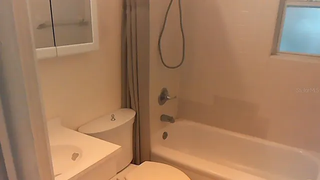 $1,595 | 2543 38th Avenue North, St. Petersburg, FL 33713