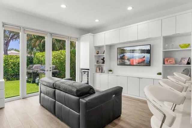 $1,050,000 | 5850 Northwest 42nd Terrace, Boca Raton, FL 33496