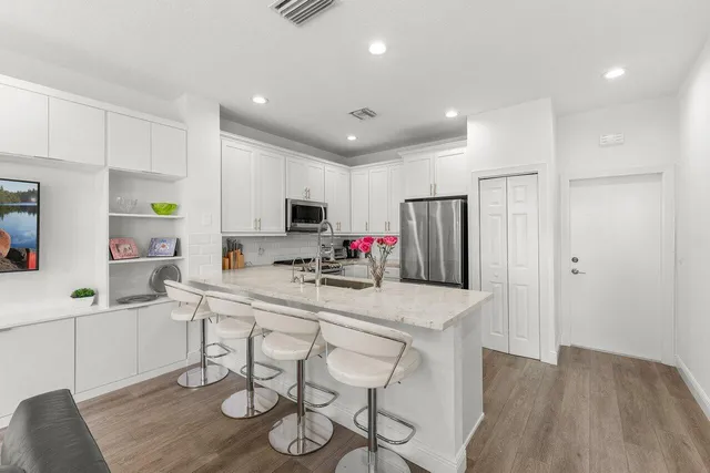 $1,050,000 | 5850 Northwest 42nd Terrace, Boca Raton, FL 33496