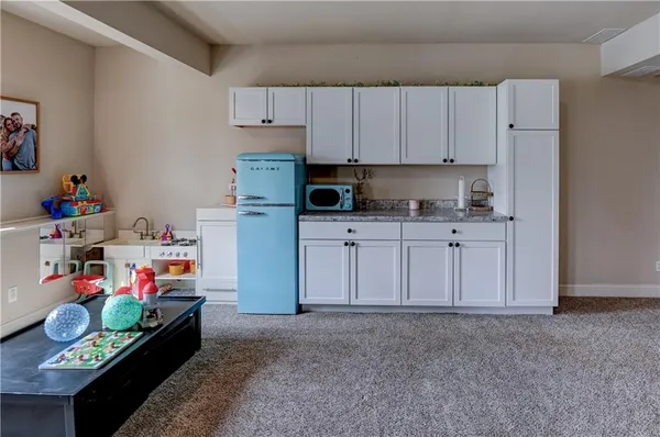 $439,000 | 2901 Wilshire Court, St. Joseph, MO 64506