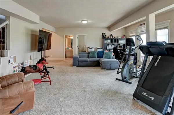 $439,000 | 2901 Wilshire Court, St. Joseph, MO 64506