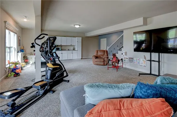 $439,000 | 2901 Wilshire Court, St. Joseph, MO 64506