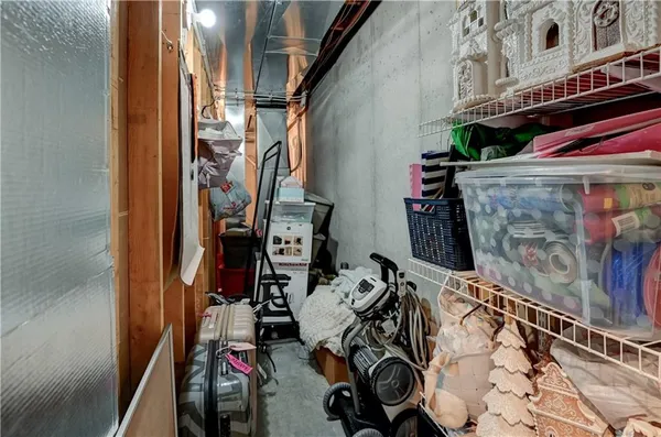 $439,000 | 2901 Wilshire Court, St. Joseph, MO 64506