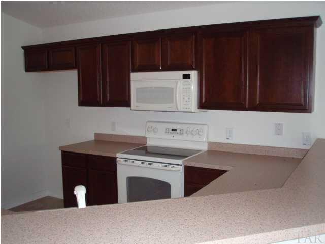 2236 Liberty Loop Road, Unit 17D Cantonment, FL 32533 - Photo 6 of 12 Gallery Image 6