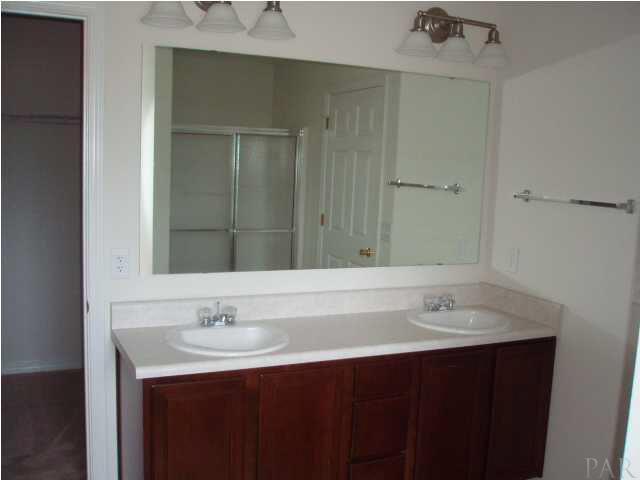 2236 Liberty Loop Road, Unit 17D Cantonment, FL 32533 - Photo 7 of 12 Gallery Image 7
