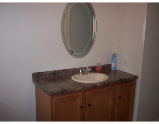 10 Plantation Road, Unit 10 Oxford, MA 01540 - Photo 14 of 17 Gallery Image 14