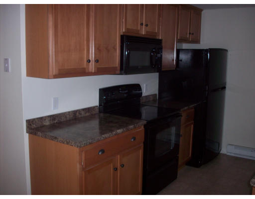 10 Plantation Road, Unit 10 Oxford, MA 01540 - Photo 2 of 17 Gallery Image 2