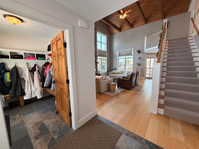 $924,900 | 20 Fore Seasons Drive, Unit 2, Wilmington, VT 05363