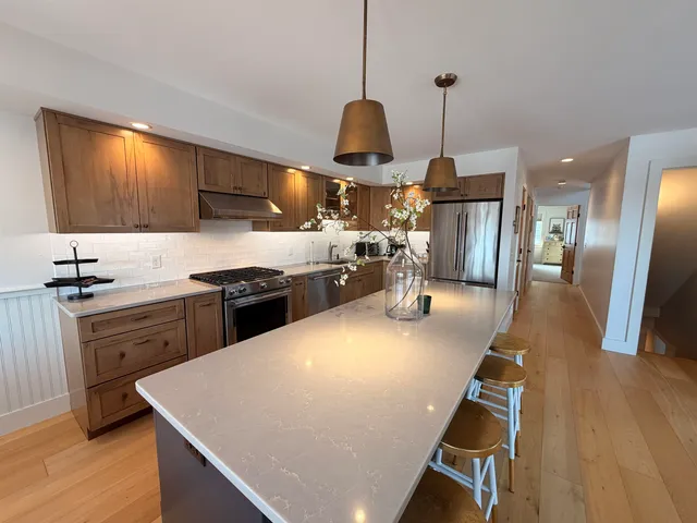 $924,900 | 20 Fore Seasons Drive, Unit 2, Wilmington, VT 05363