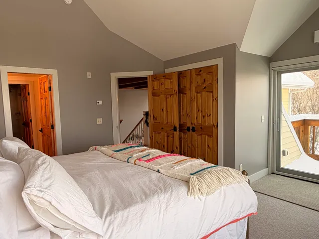 $924,900 | 20 Fore Seasons Drive, Unit 2, Wilmington, VT 05363