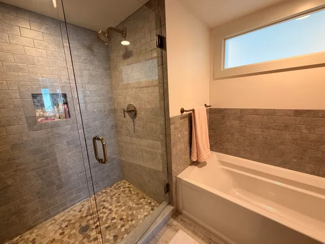 $924,900 | 20 Fore Seasons Drive, Unit 2, Wilmington, VT 05363