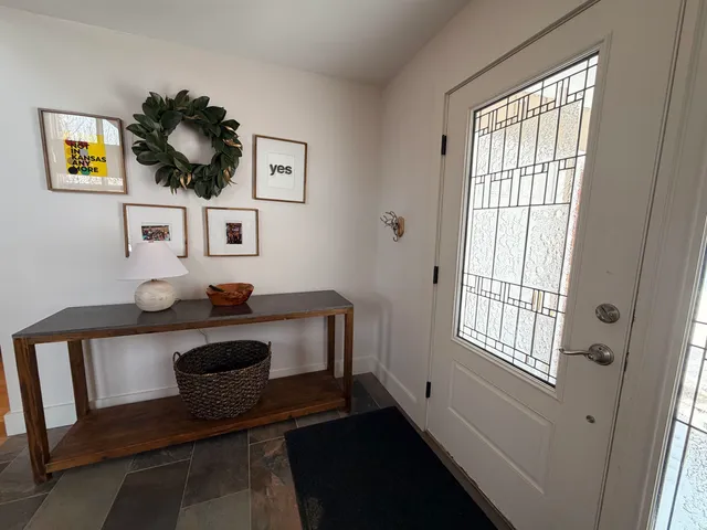 $924,900 | 20 Fore Seasons Drive, Unit 2, Wilmington, VT 05363