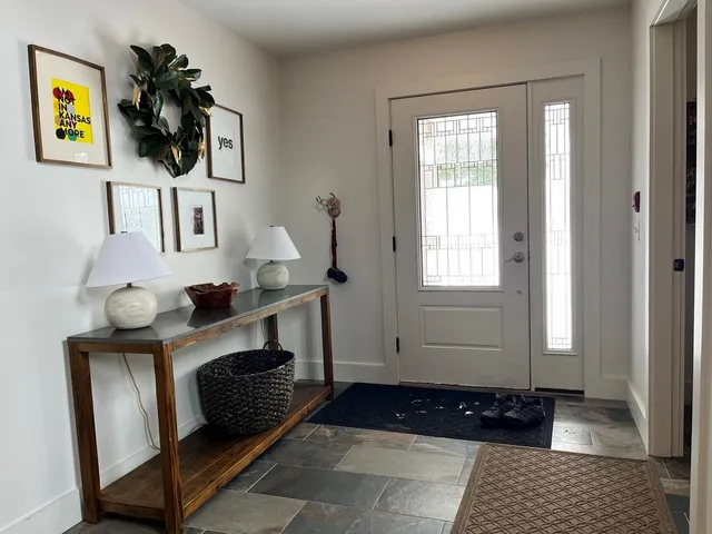 $924,900 | 20 Fore Seasons Drive, Unit 2, Wilmington, VT 05363