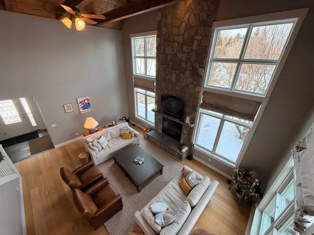 $924,900 | 20 Fore Seasons Drive, Unit 2, Wilmington, VT 05363