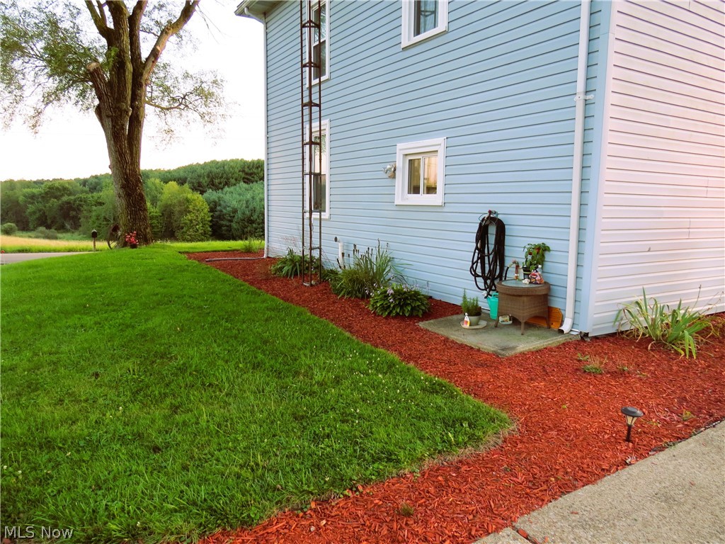 3185 Antigua Road Southwest Carrollton, OH 44615 - Photo 6 of 28 Gallery Image 6