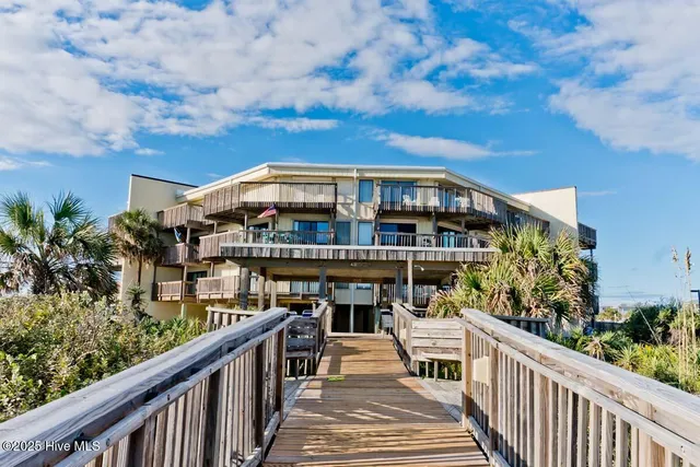 $495,000 | 9100 Reed Drive, Unit 1108, Emerald Isle, NC 28594