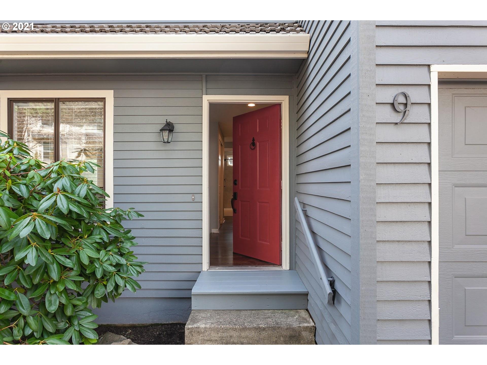 12340 Northwest McDaniel Road, Unit 9 Portland, OR 97229 - Photo 2 of 28 Gallery Image 2