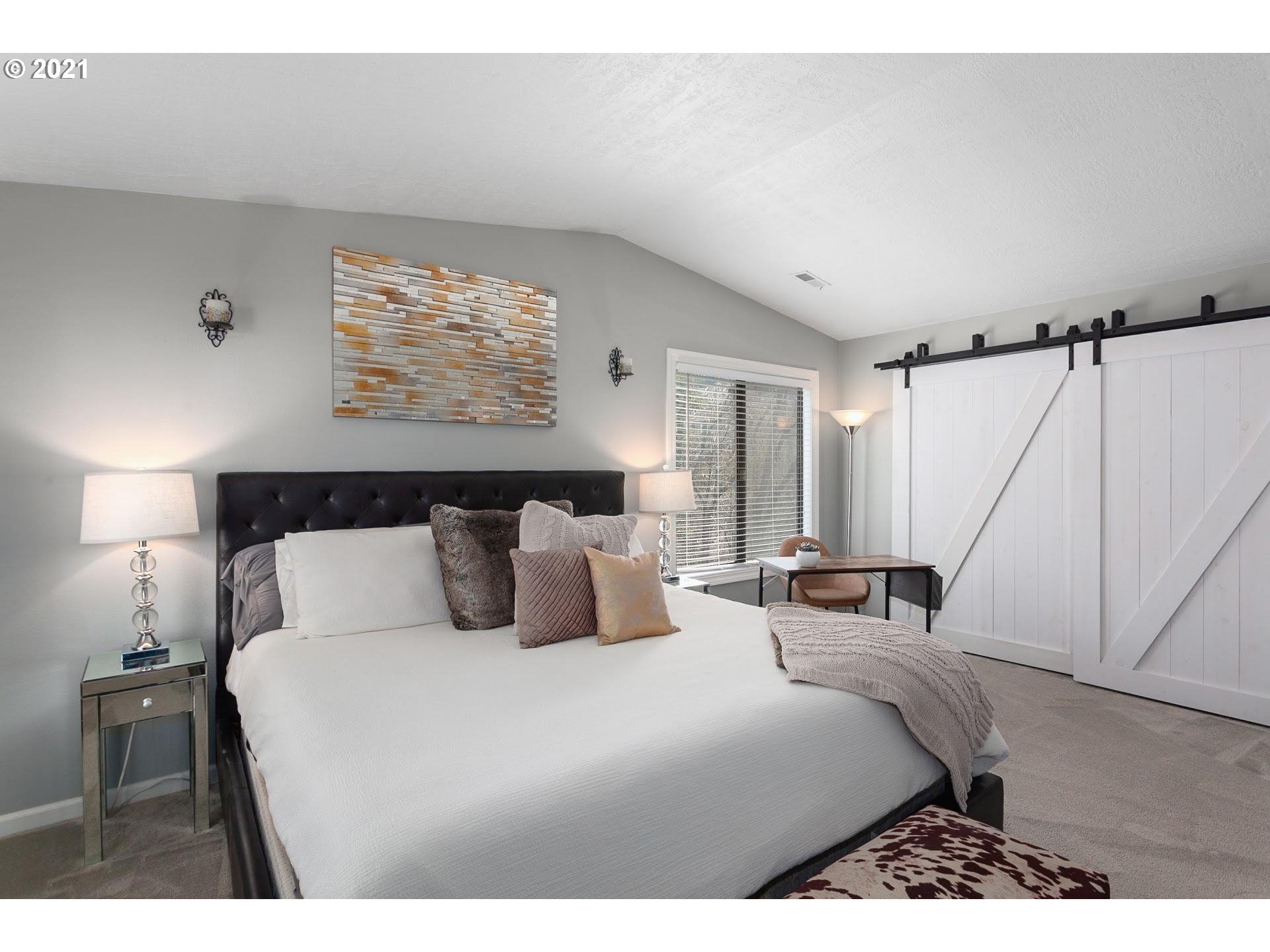 12340 Northwest McDaniel Road, Unit 9 Portland, OR 97229 - Photo 15 of 28 Gallery Image 15