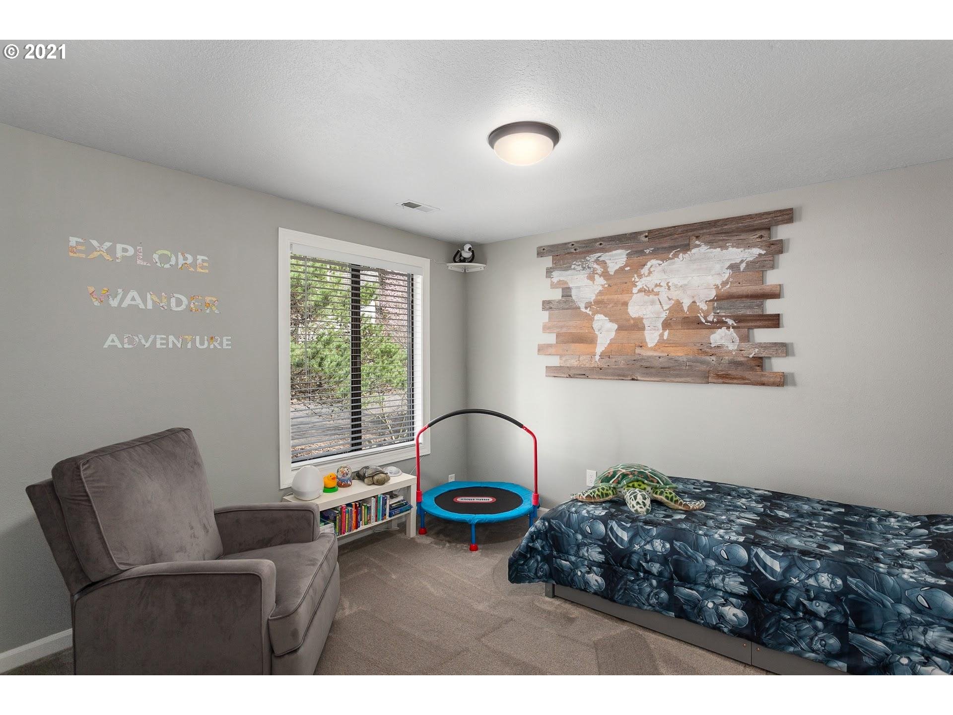 12340 Northwest McDaniel Road, Unit 9 Portland, OR 97229 - Photo 18 of 28 Gallery Image 18