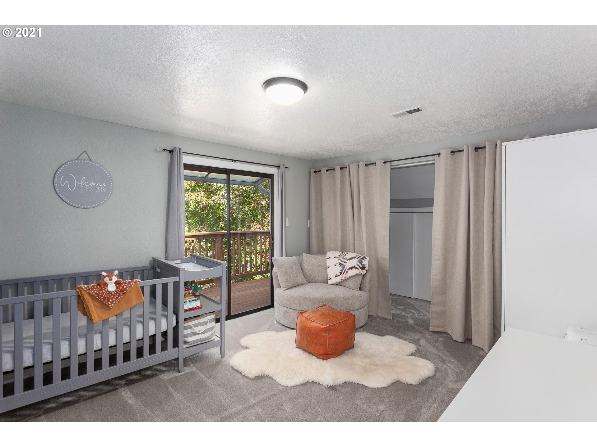 12340 Northwest McDaniel Road, Unit 9 Portland, OR 97229 - Photo 19 of 28 Gallery Image 19