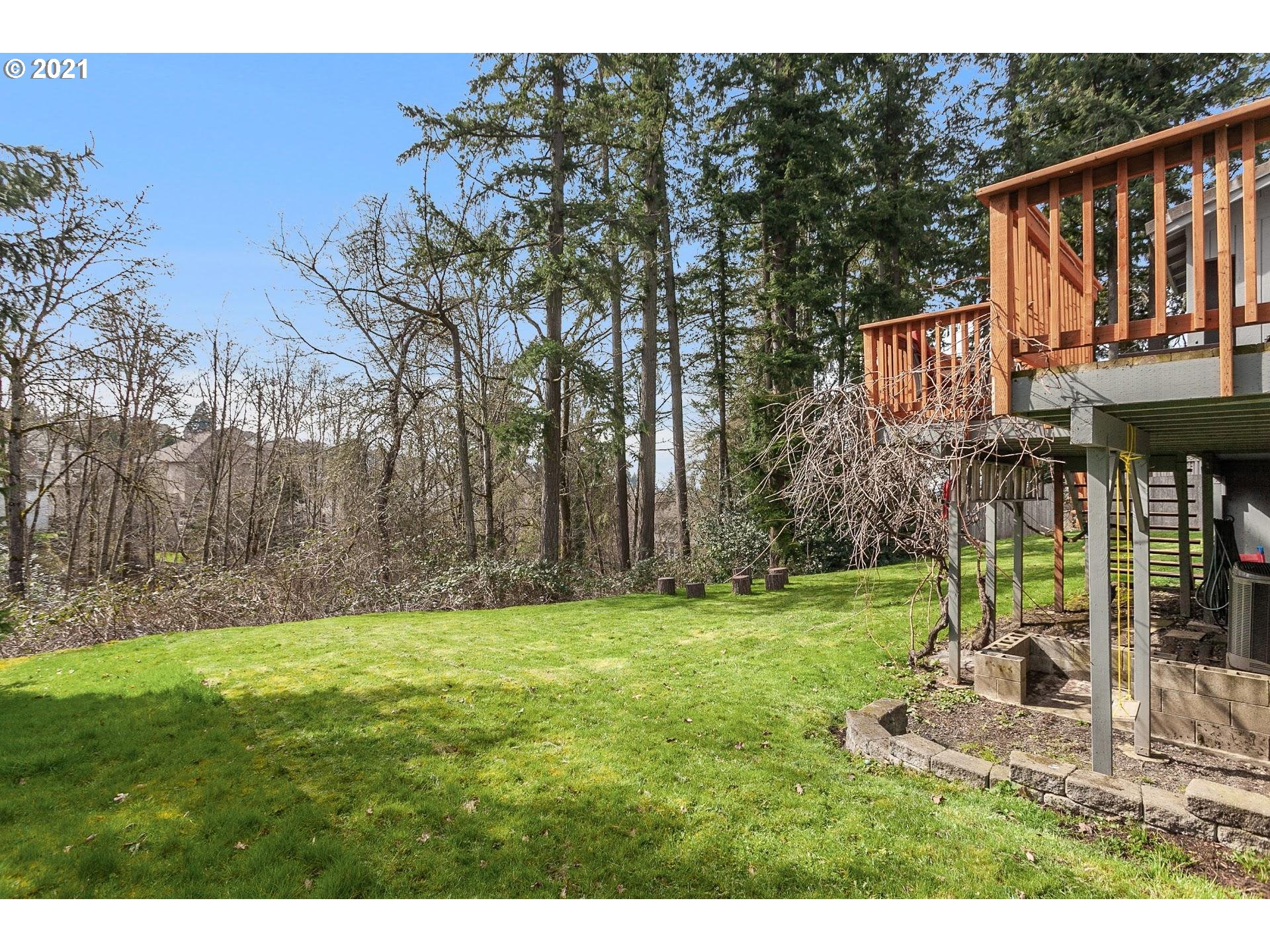 12340 Northwest McDaniel Road, Unit 9 Portland, OR 97229 - Photo 27 of 28 Gallery Image 27