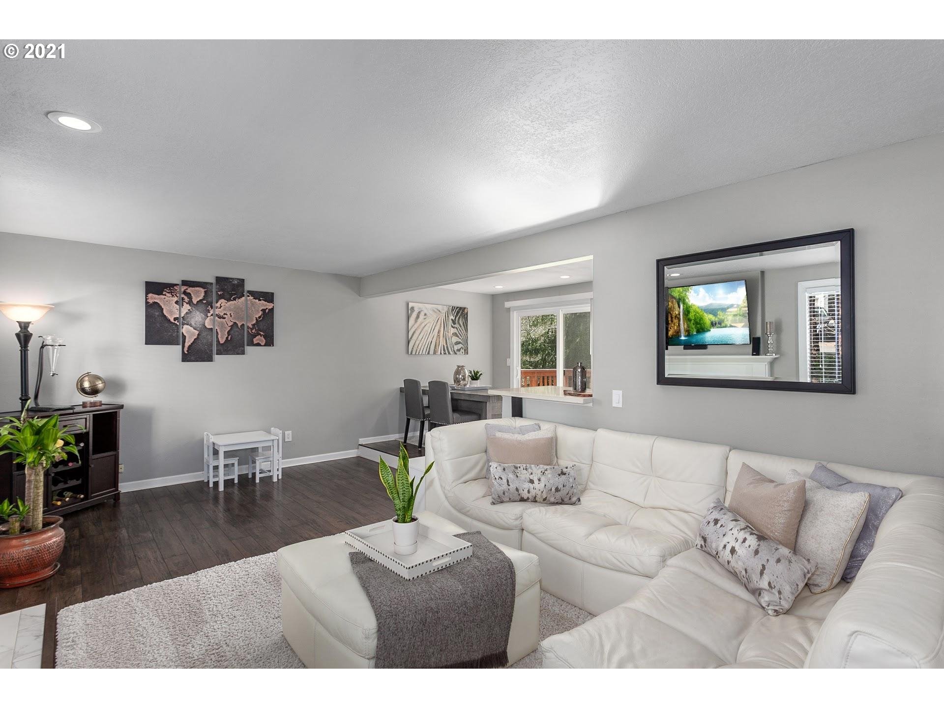 12340 Northwest McDaniel Road, Unit 9 Portland, OR 97229 - Photo 4 of 28 Gallery Image 4