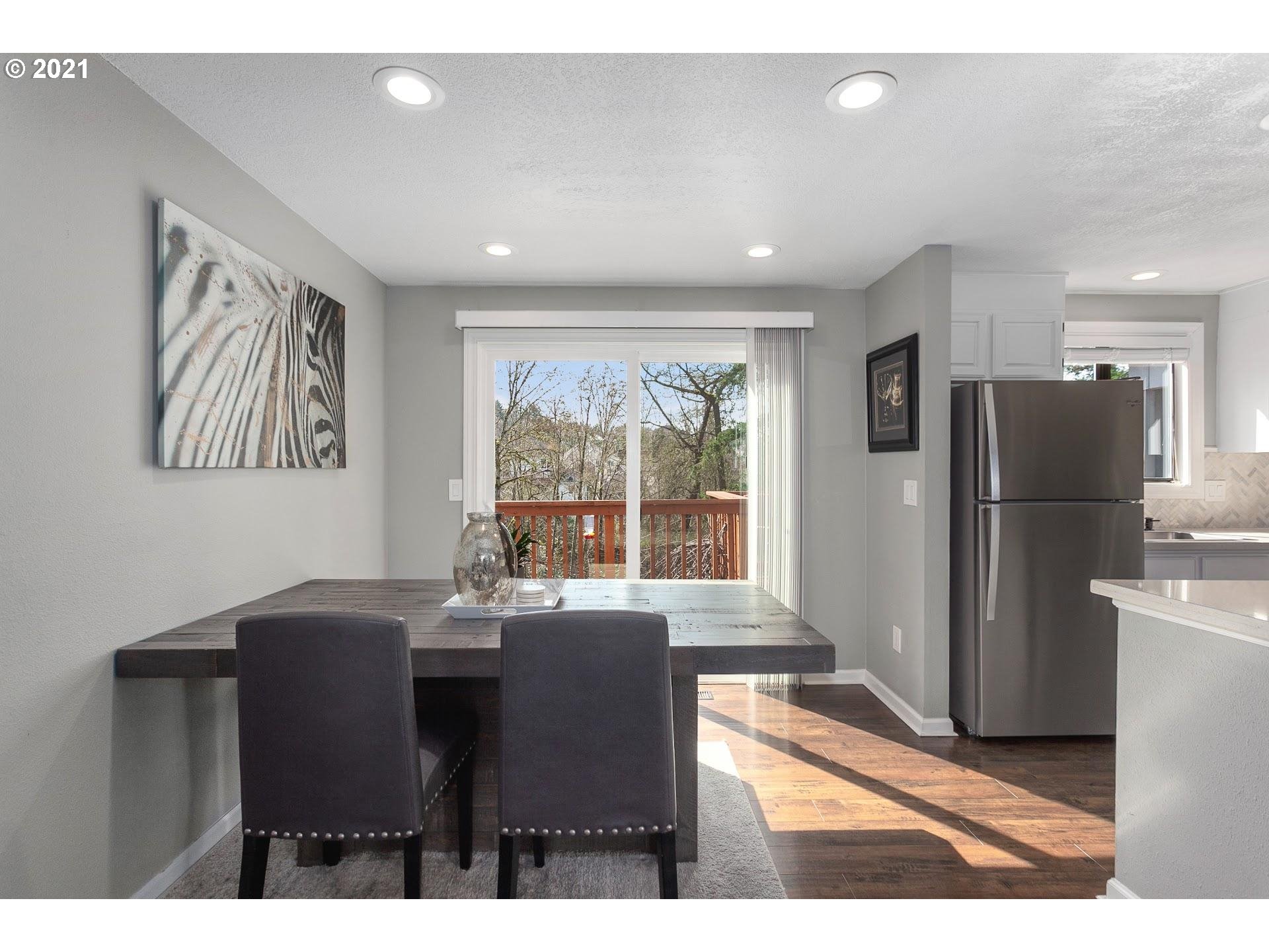 12340 Northwest McDaniel Road, Unit 9 Portland, OR 97229 - Photo 9 of 28 Gallery Image 9