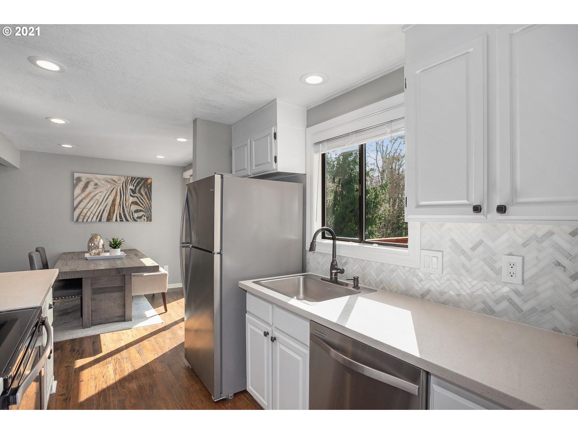 12340 Northwest McDaniel Road, Unit 9 Portland, OR 97229 - Photo 10 of 28 Gallery Image 10